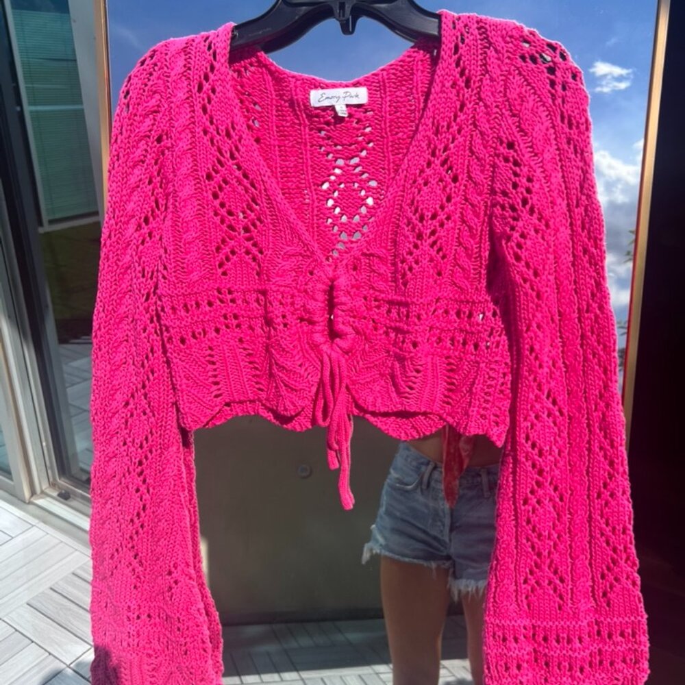 Emory Park Crochet Crop Sweater in Pink Small